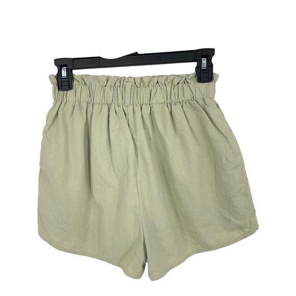 Lulu's shorts Paperbag waist light green X-Small XS - Picture 2 of 3